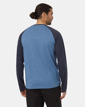 Load image into Gallery viewer, Classic Henley Longsleeve
