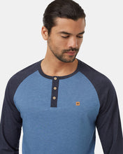 Load image into Gallery viewer, Classic Henley Longsleeve
