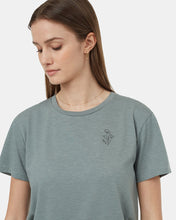 Load image into Gallery viewer, Wildflower Embroidery T-Shirt
